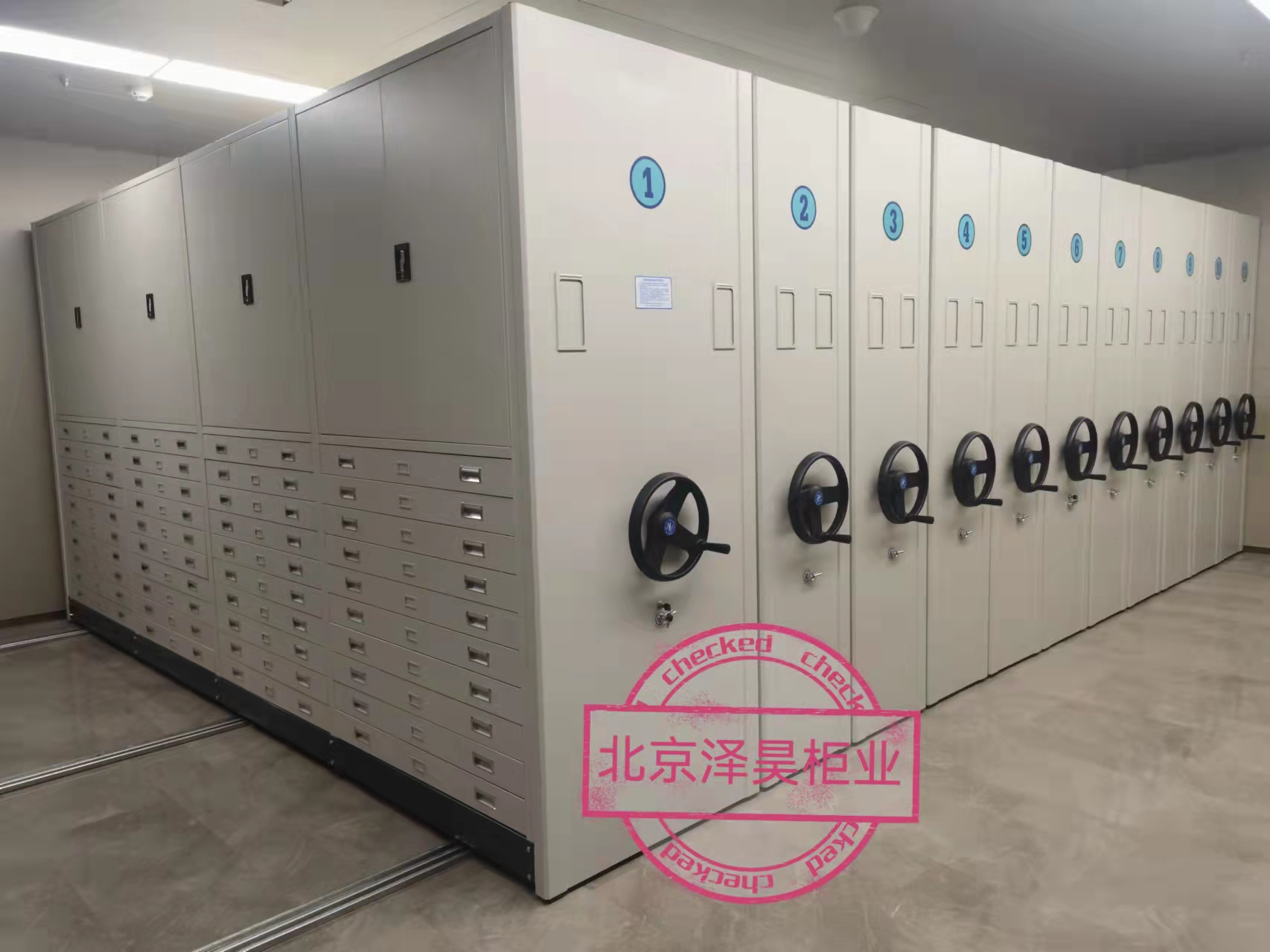 **農(nóng)業(yè)大學(xué)生命科學(xué)園種子密集架